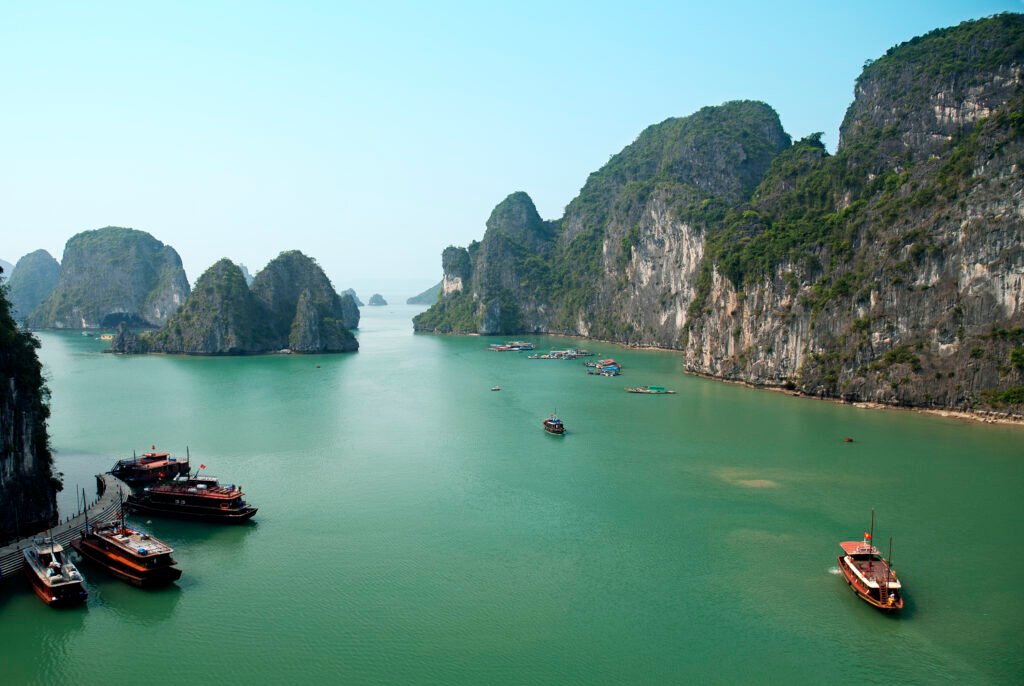 halong bay in vietnam